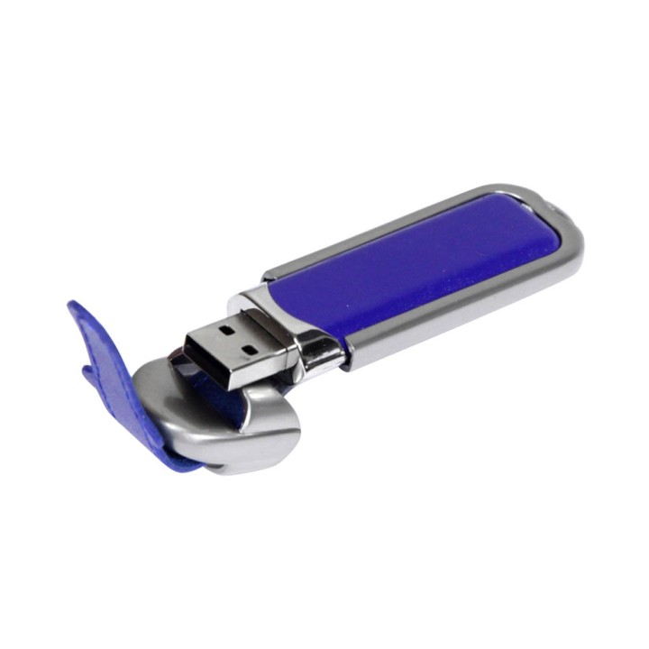 USB 3.0- флешка на 64 Гб с массивным классическим корпусом
